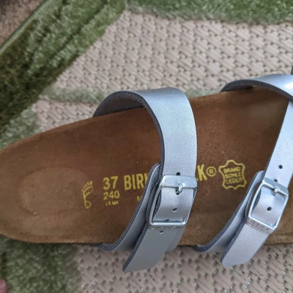 Birkenstock Mayari Sandals, Silver, size EU 37 (US 6.5/7) NEW - Picture 2 of 7